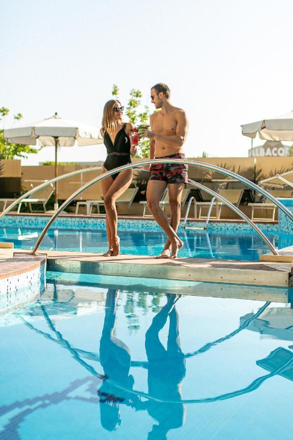 Hotel Mazzanti Milano Marittima Bagian luar foto