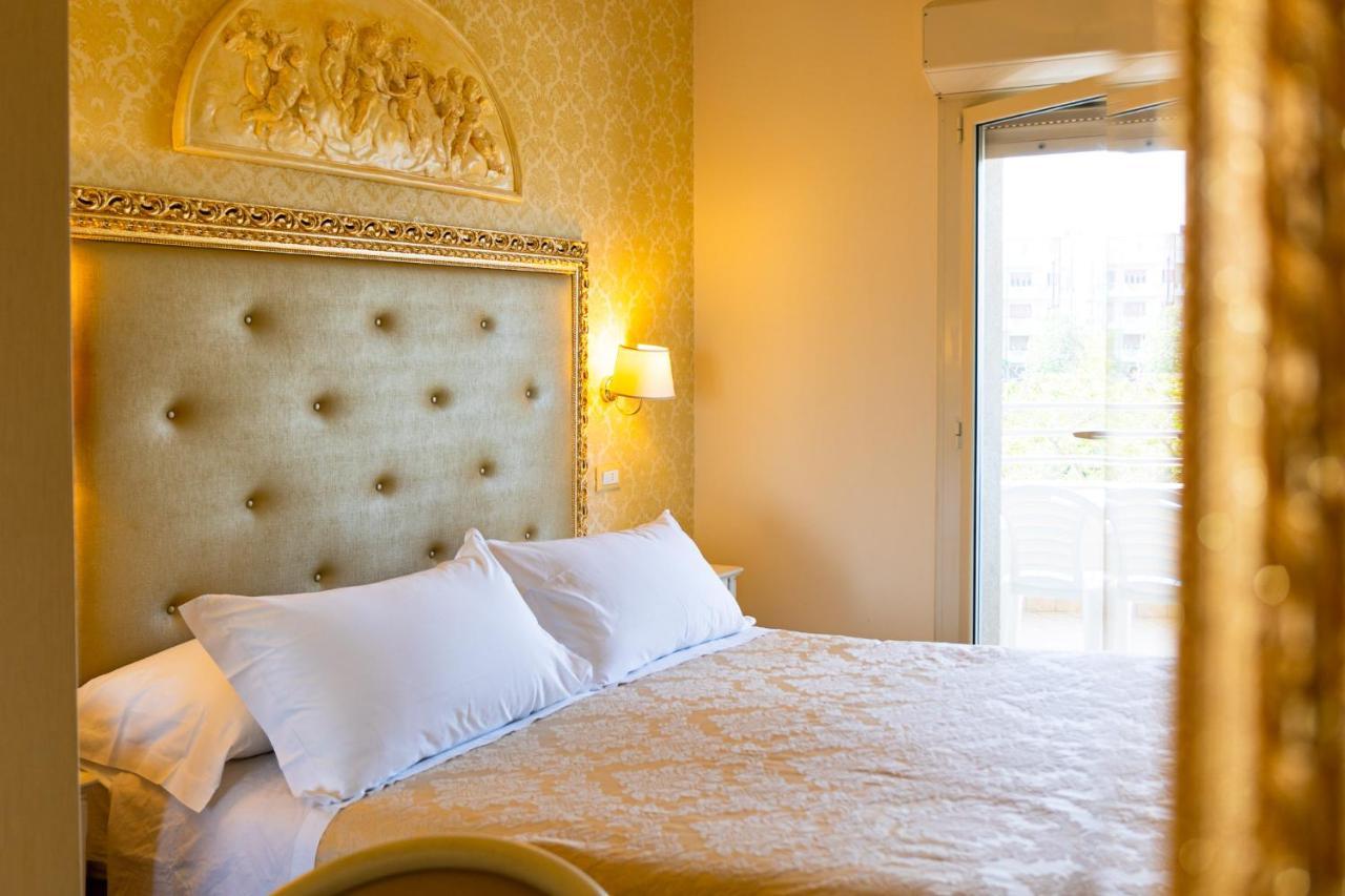 Hotel Mazzanti Milano Marittima Bagian luar foto