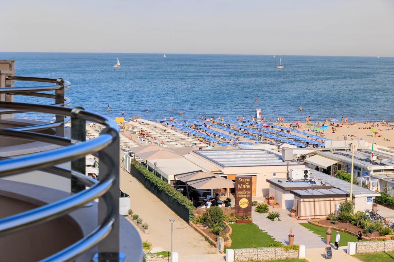 Hotel Mazzanti Milano Marittima Bagian luar foto