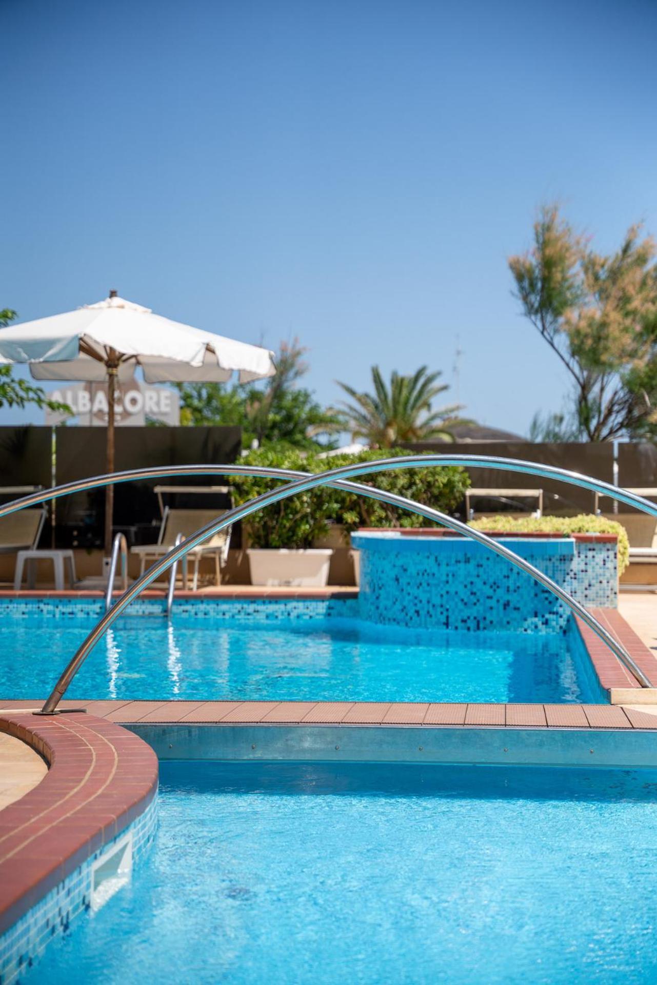 Hotel Mazzanti Milano Marittima Bagian luar foto
